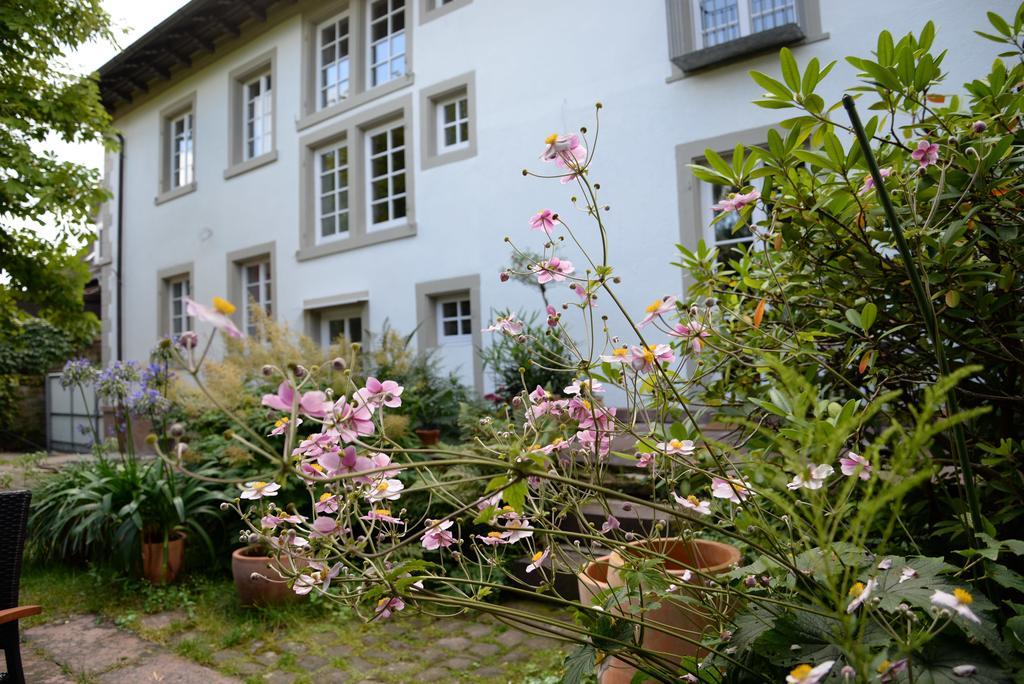 Alte Apotheke Bed & Breakfast Karlsbad Exterior foto